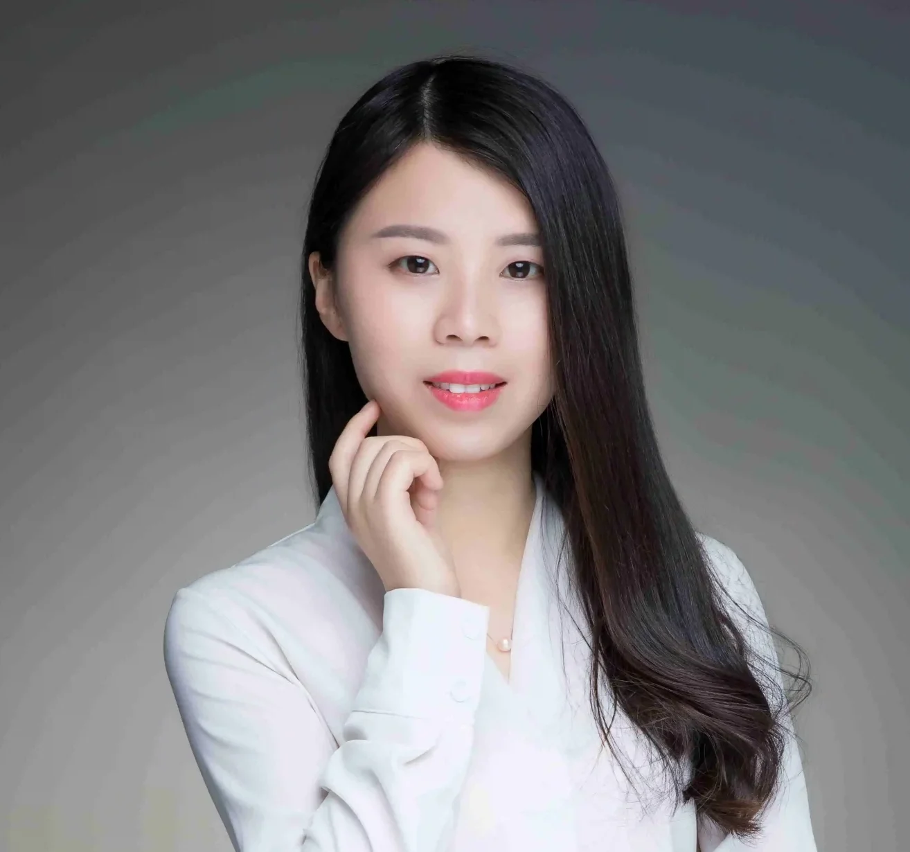 Ivy-talent-consultant-maggie